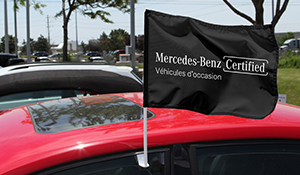 Drapeaux pour véhicule Certifiés Mercedes-Benz